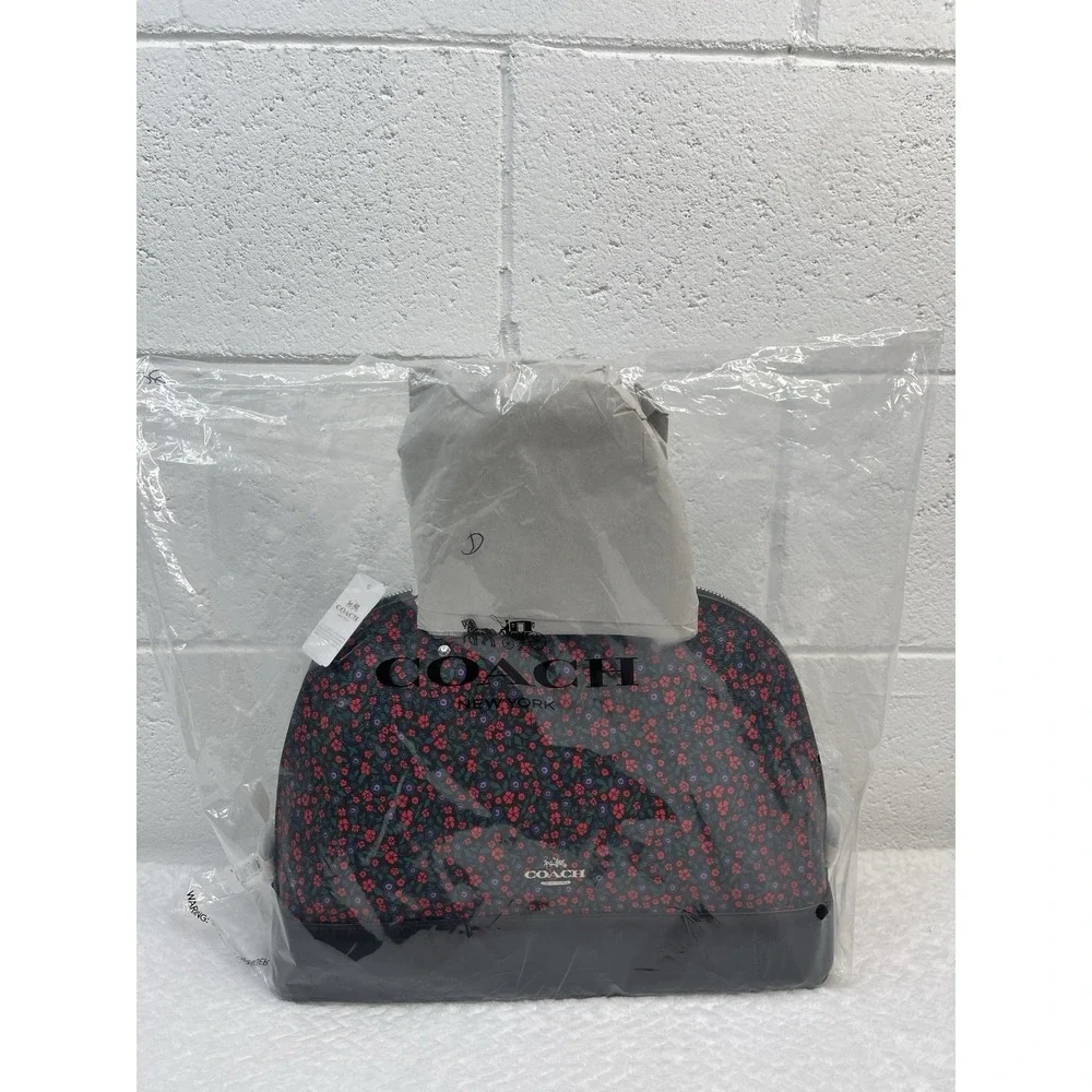 Coach Sierra Bag‎ in Ranch Floral print Coated Canvass Leather Base & Handle NWT